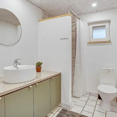 Five-bedroom Holiday In Blåvand 26 Semesterbostad Ho
