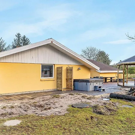 Five-bedroom Holiday In Blåvand 26 Semesterbostad