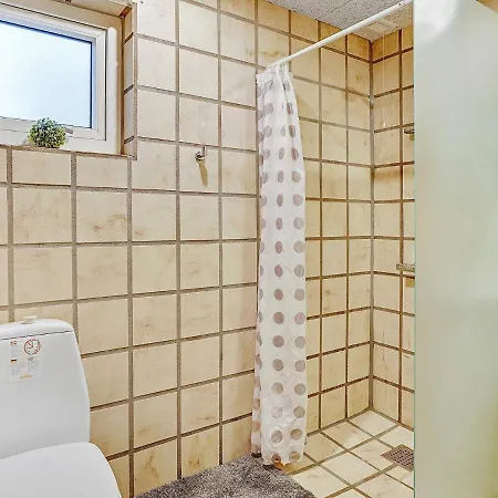 Semesterbostad Five-bedroom Holiday In Blåvand 26