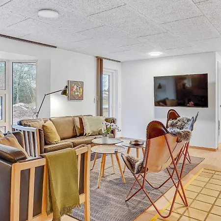 Five-bedroom Holiday In Blåvand 26 Ho