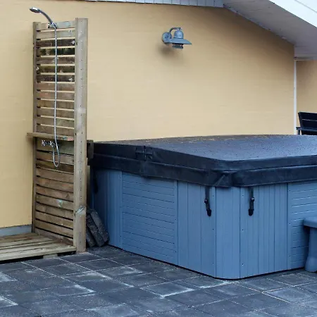 Five-bedroom Holiday In Blåvand 26